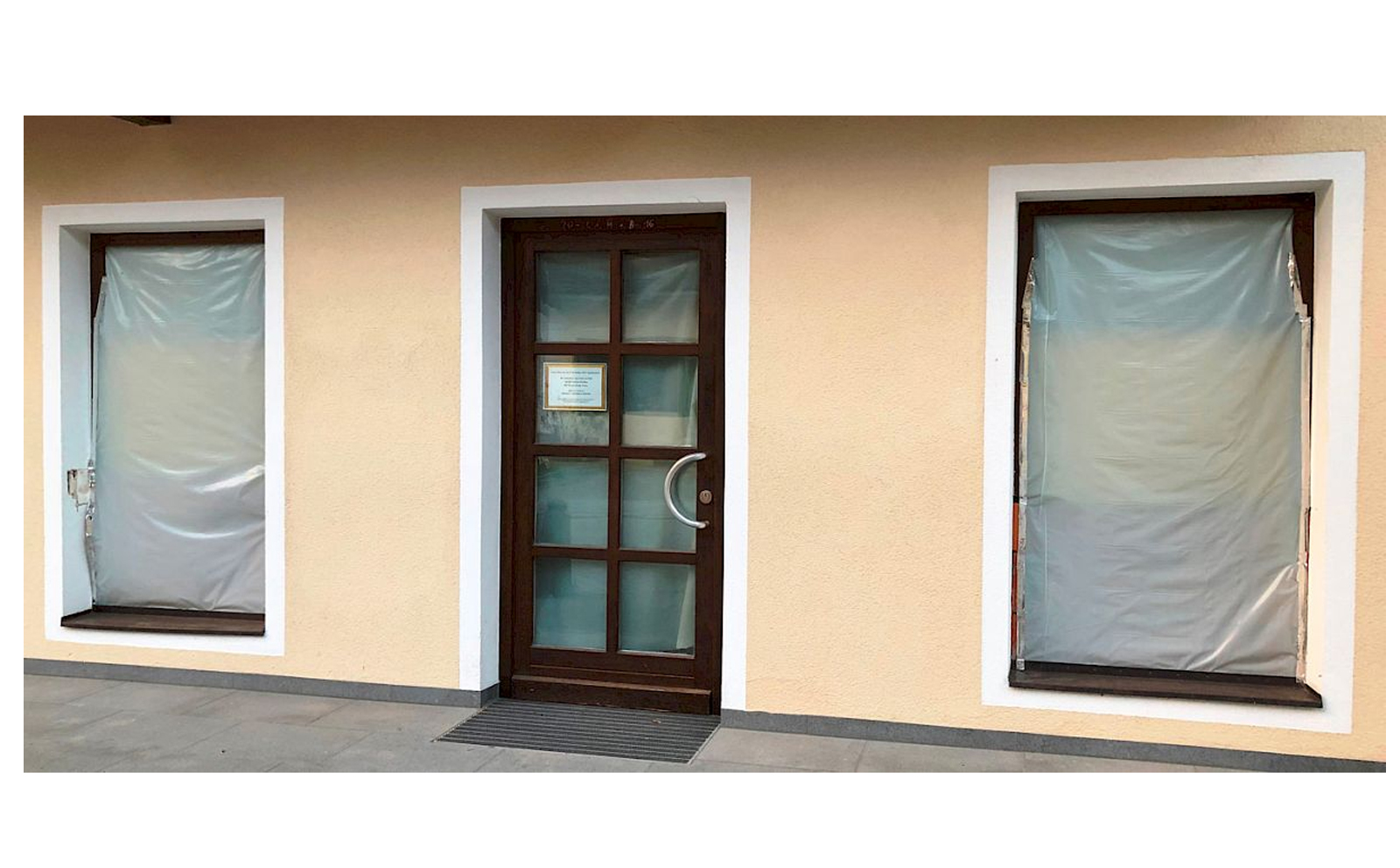 SIMPROFLEX Fensterschutzhülle 125 x 160cm 10 Stück auf Rolle